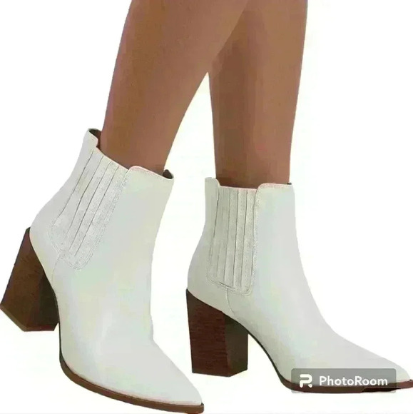 -Women's  White ankle boot LIMITED TIME OFFER - Picture 1 of 3